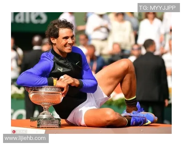 穆塞蒂打败辛败获奖扬言要成第三巨子，网友：先拿一个大满贯再说